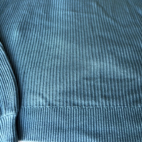 LULULEMON knit pullover sz 6 (S) relaxed fit with wider sleeves sky blue - Picture 13 of 15